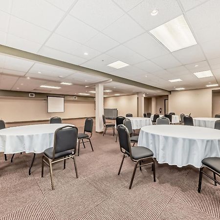 Grande Cache Inn & Suites Zewnętrze zdjęcie