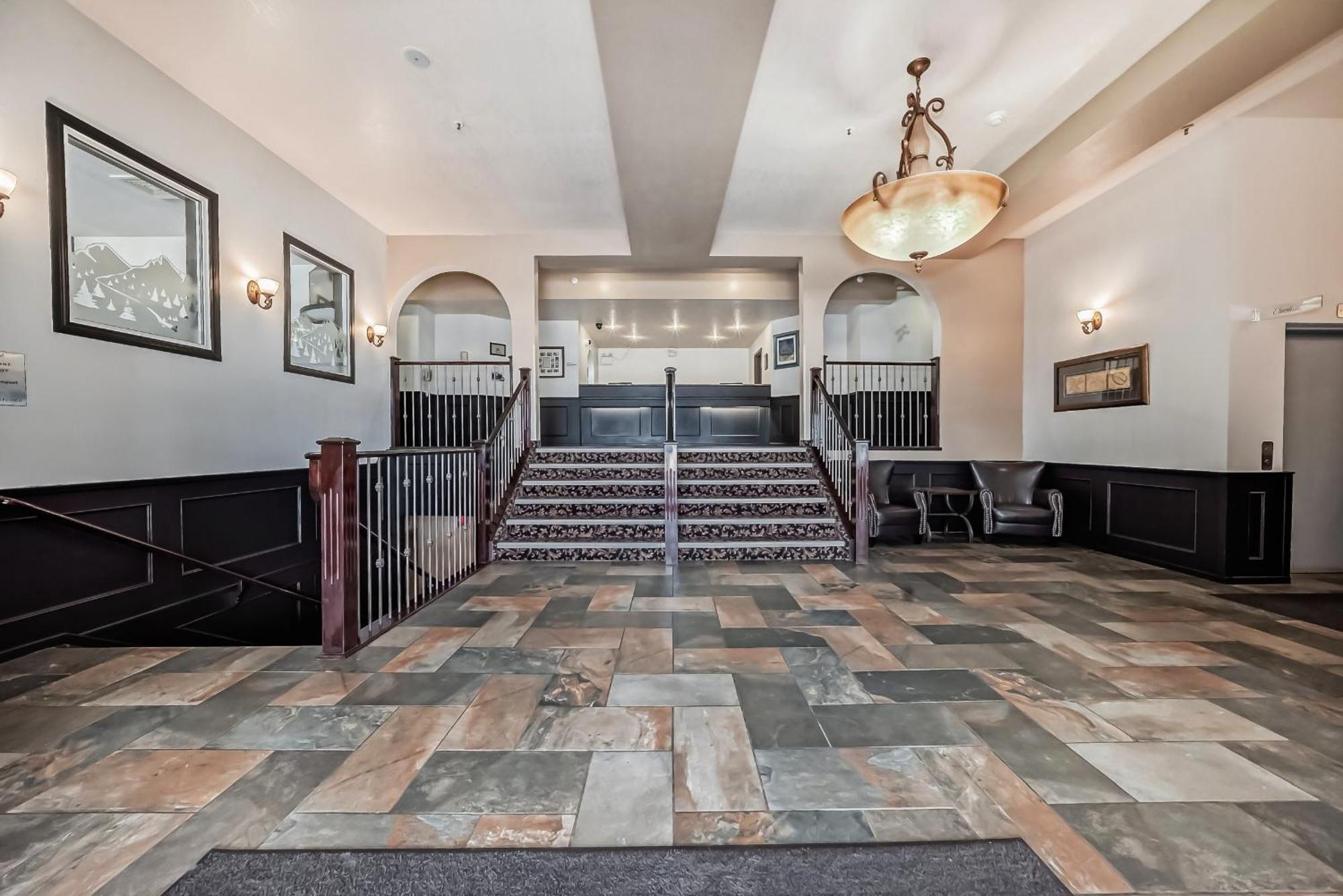 Grande Cache Inn & Suites Zewnętrze zdjęcie