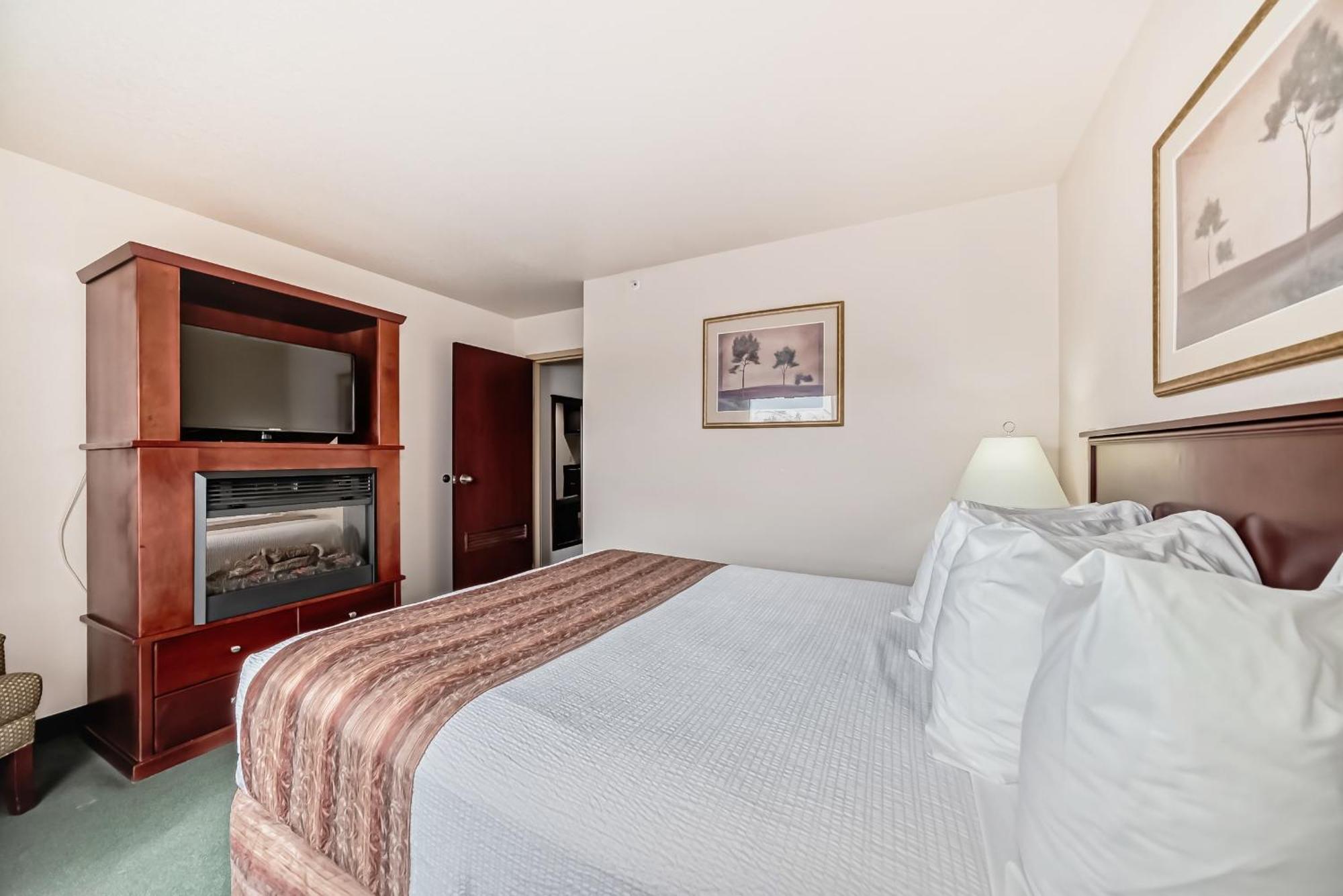 Grande Cache Inn & Suites Zewnętrze zdjęcie
