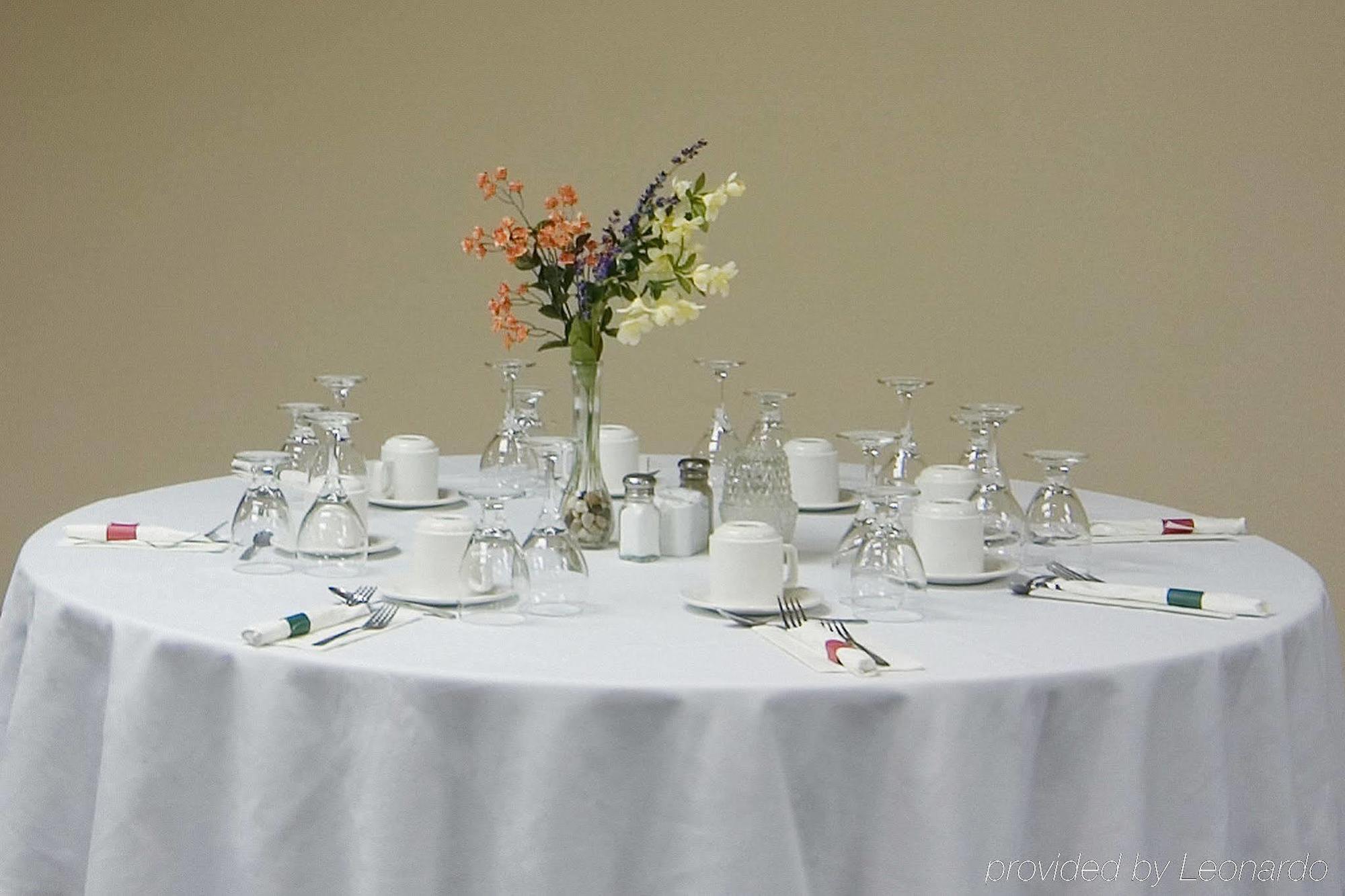 Grande Cache Inn & Suites Restauracja zdjęcie